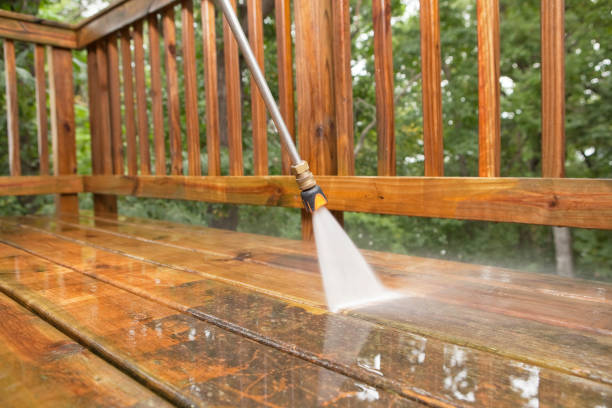 Pressure Washing Brick in Elmendorf, TX