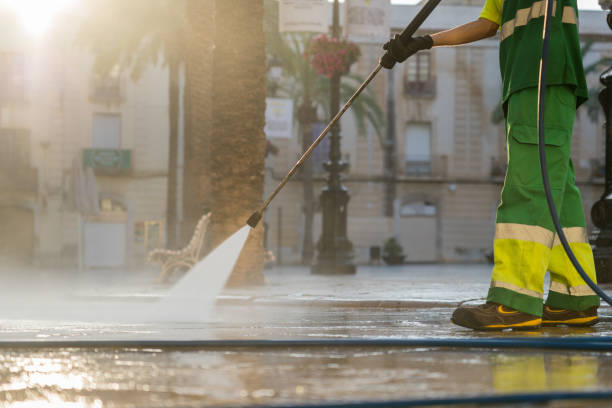 Best Deck Cleaning Services  in Elmendorf, TX